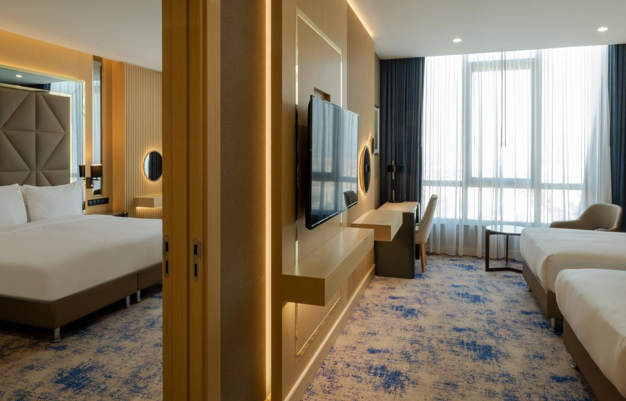 Doubletree By Hilton Manisa Hotel Exterior photo